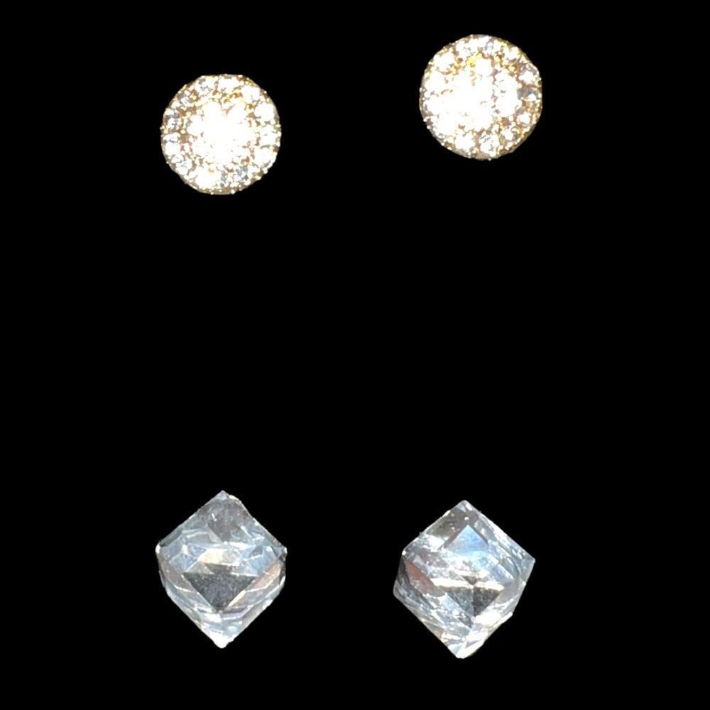 Nwot! 2 pair post earrings